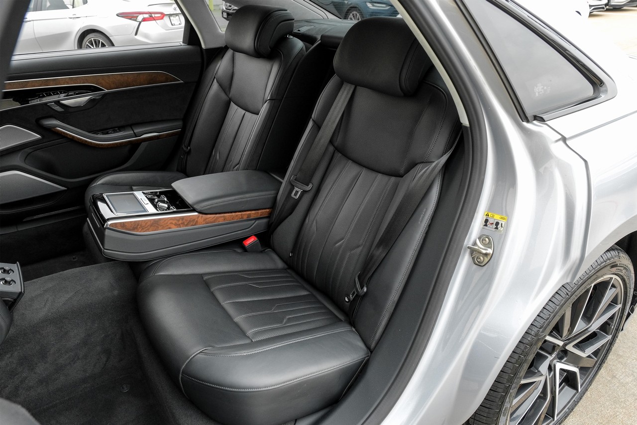 Audi A8 Vehicle Main Gallery Image 52