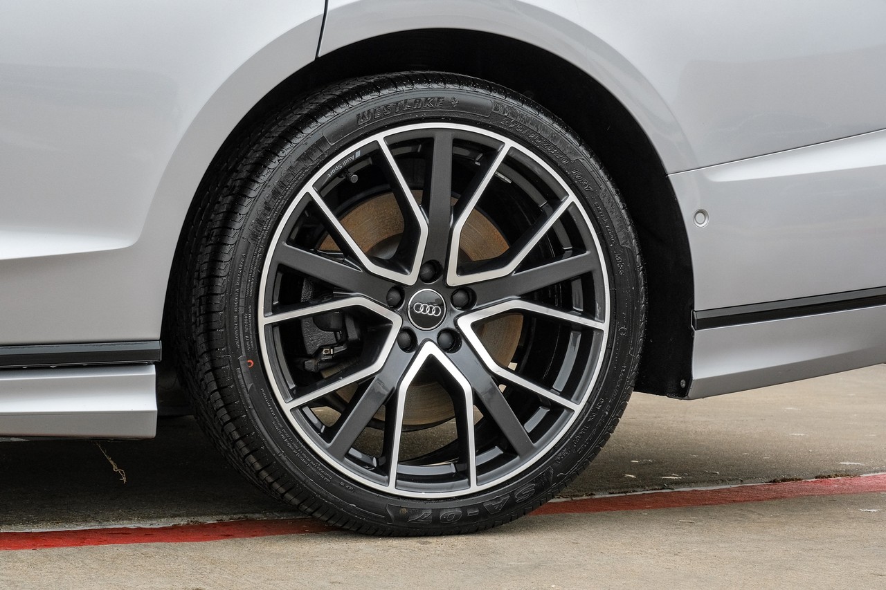 Audi A8 Vehicle Main Gallery Image 76