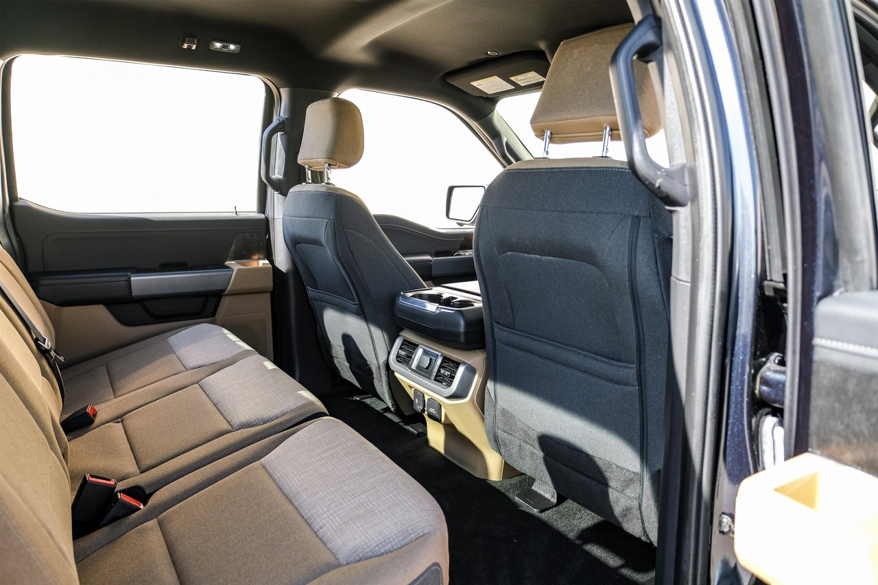 Ford F-150 Vehicle Main Gallery Image 33