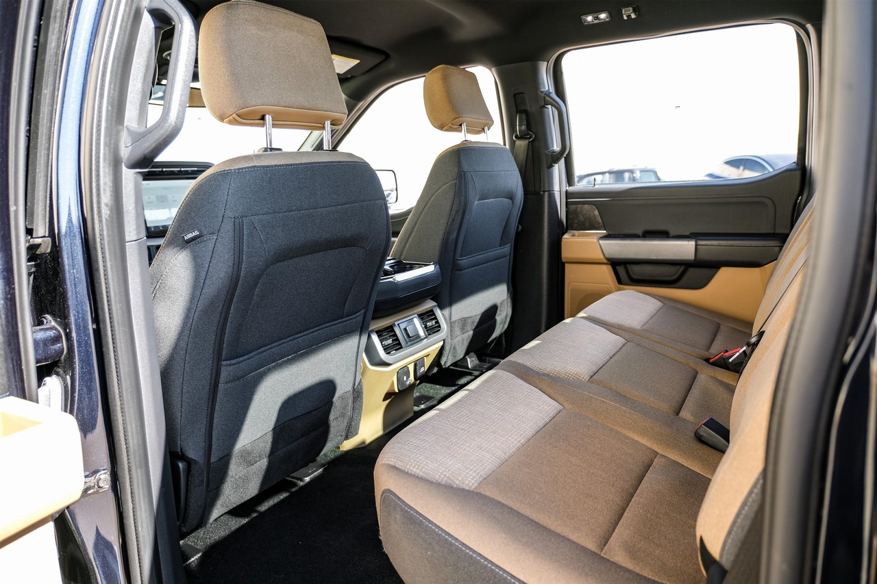 Ford F-150 Vehicle Main Gallery Image 34