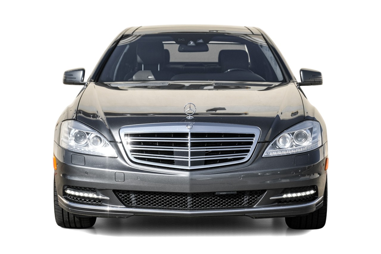 Mercedes-Benz S 600 Vehicle Main Gallery Image 06