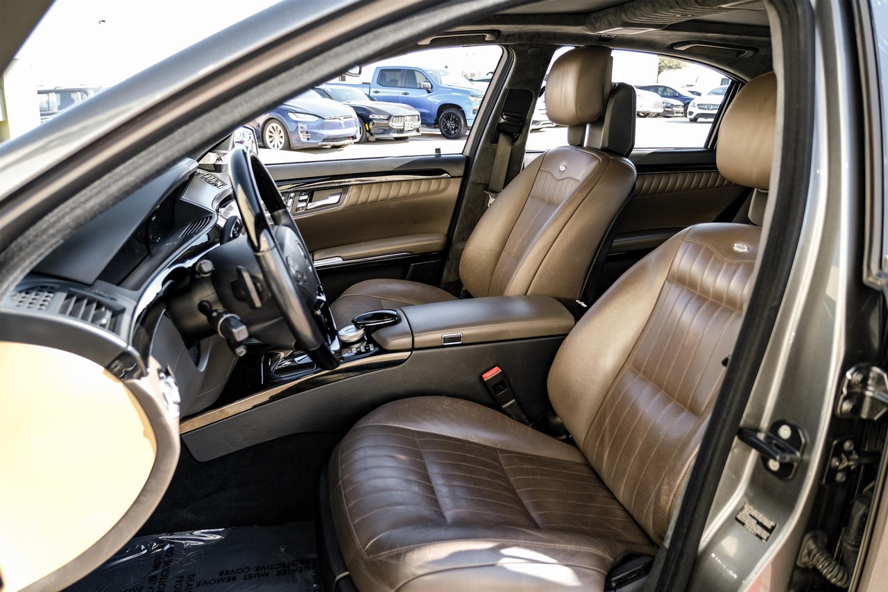 Mercedes-Benz S 600 Vehicle Main Gallery Image 31