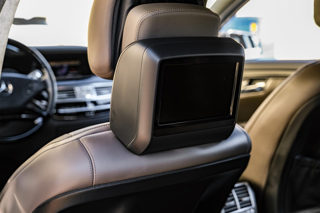 Mercedes-Benz S 600 Vehicle Main Gallery Image 39