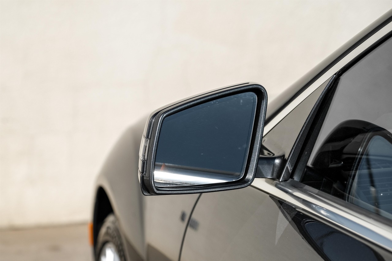 Mercedes-Benz S 600 Vehicle Main Gallery Image 43