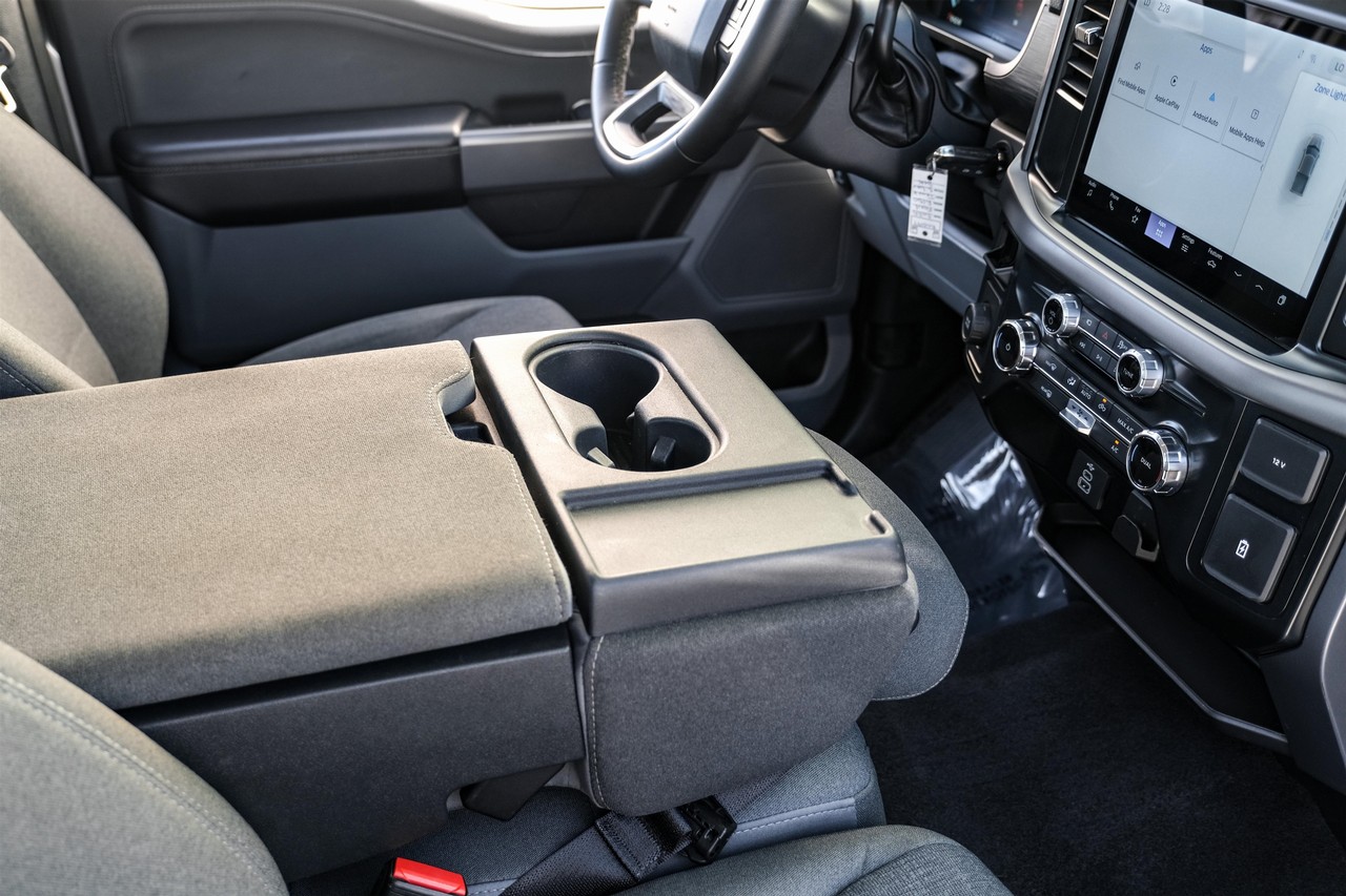 Ford F-150 Vehicle Main Gallery Image 21