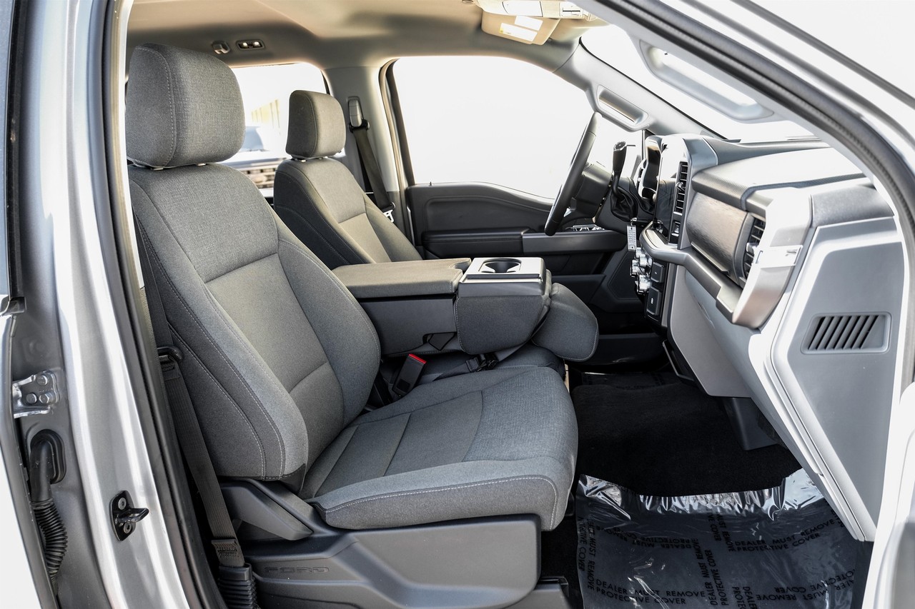 Ford F-150 Vehicle Main Gallery Image 31