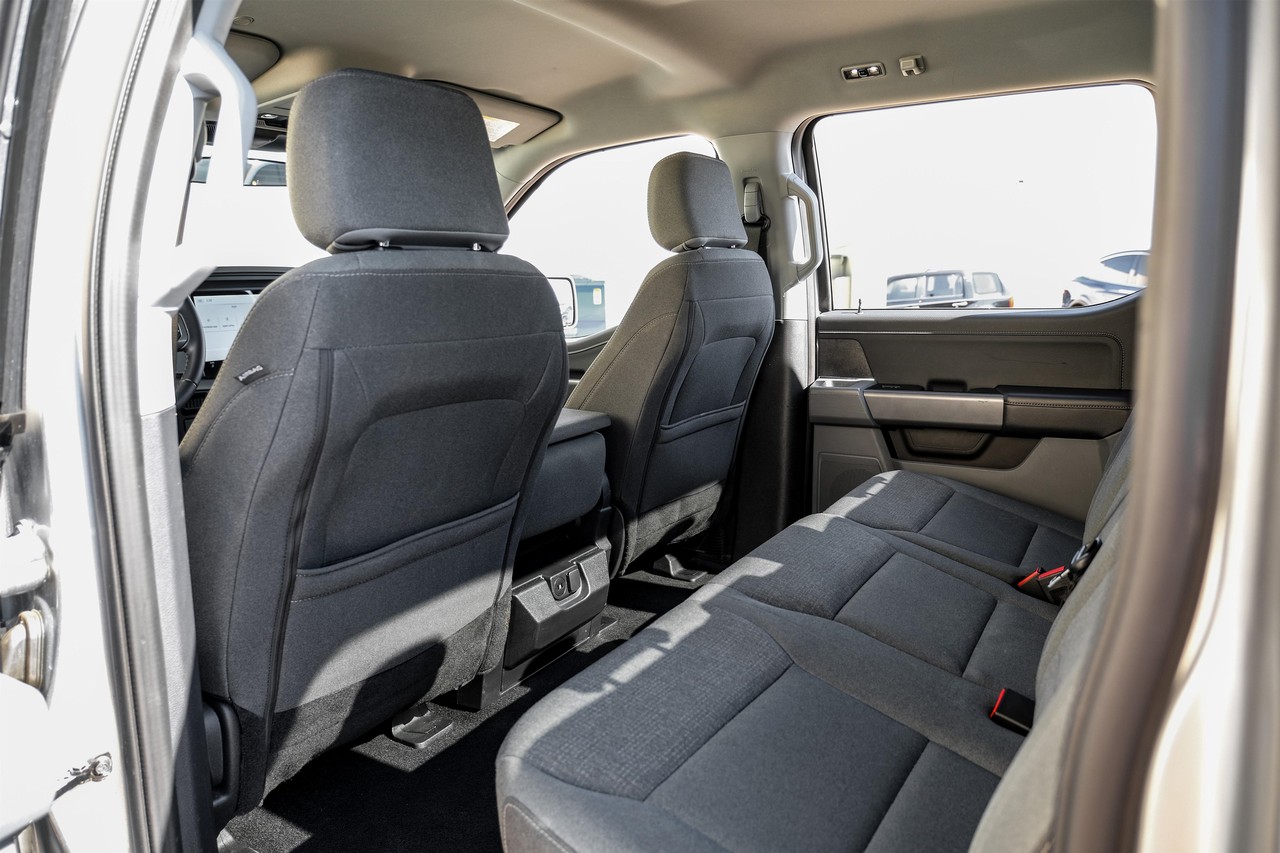 Ford F-150 Vehicle Main Gallery Image 35