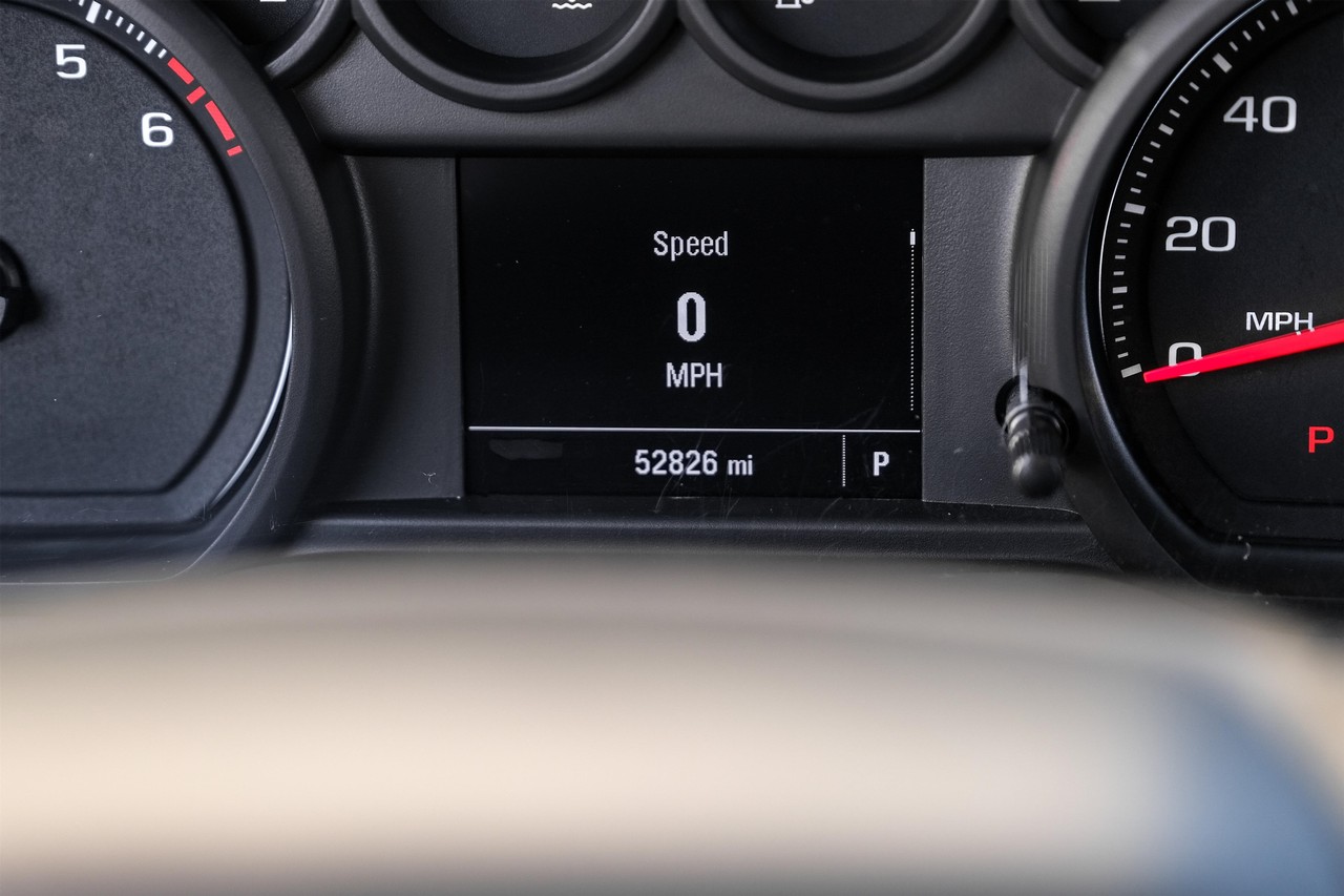 Chevrolet Silverado 1500 Vehicle Main Gallery Image 19