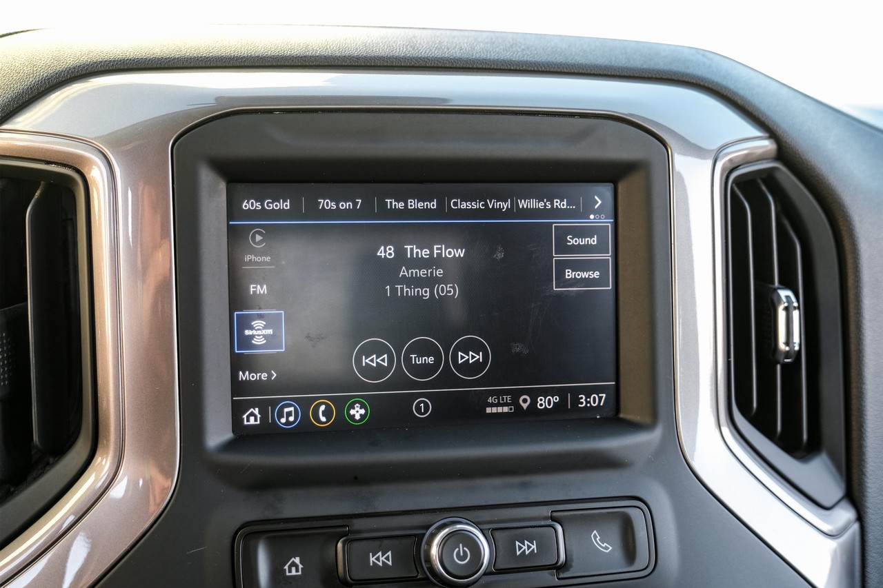 Chevrolet Silverado 1500 Vehicle Main Gallery Image 28