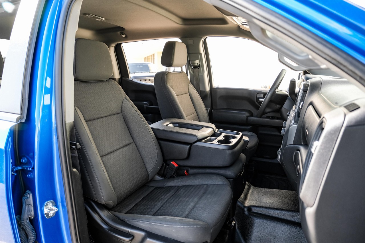 Chevrolet Silverado 1500 Vehicle Main Gallery Image 34