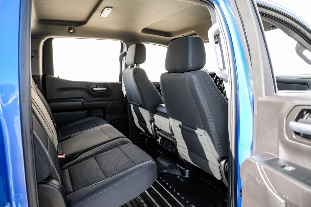 Chevrolet Silverado 1500 Vehicle Main Gallery Image 36