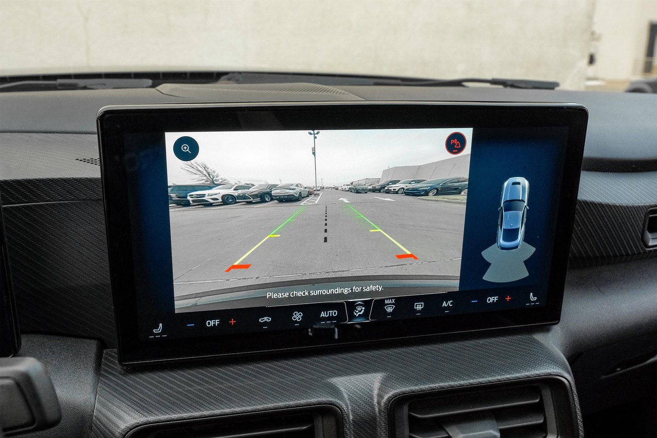 Ford Mustang Vehicle Main Gallery Image 20