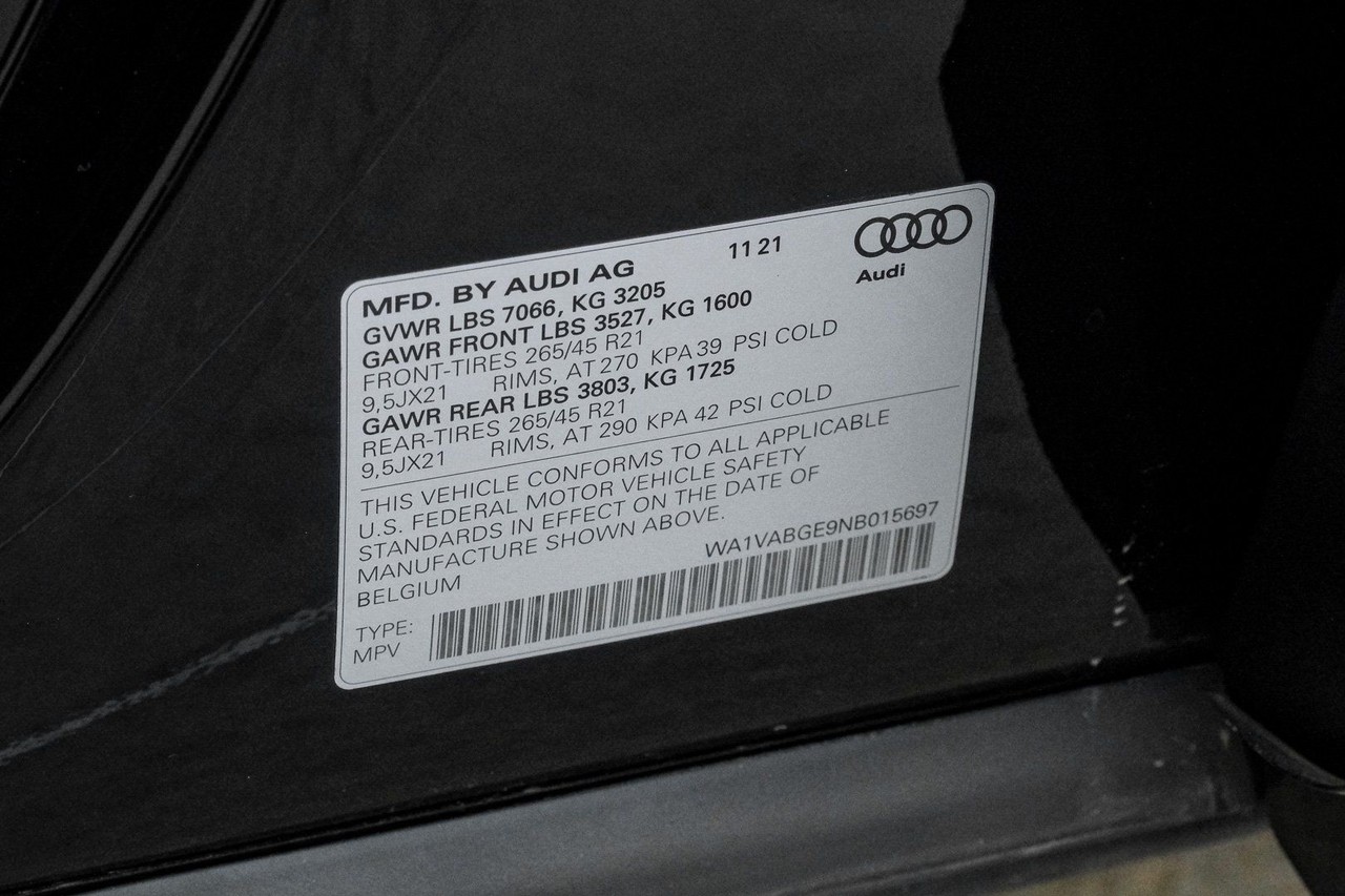 Audi e-tron Vehicle Main Gallery Image 71