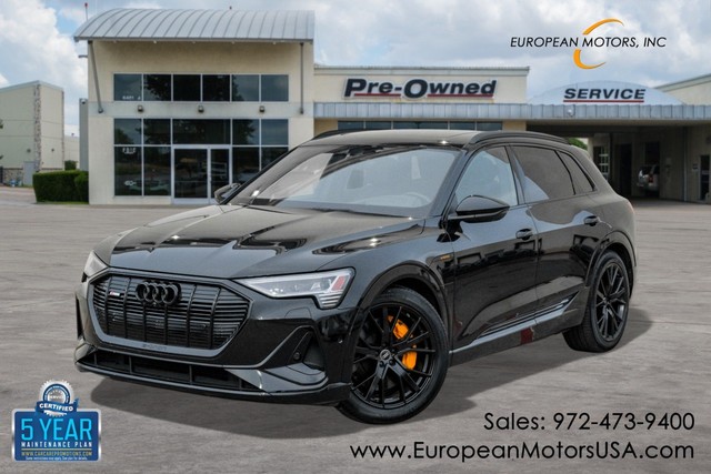 Audi e-tron Chronos  Panoramic Sunroof Heads Up Display Park Assist Navigation - Plano TX