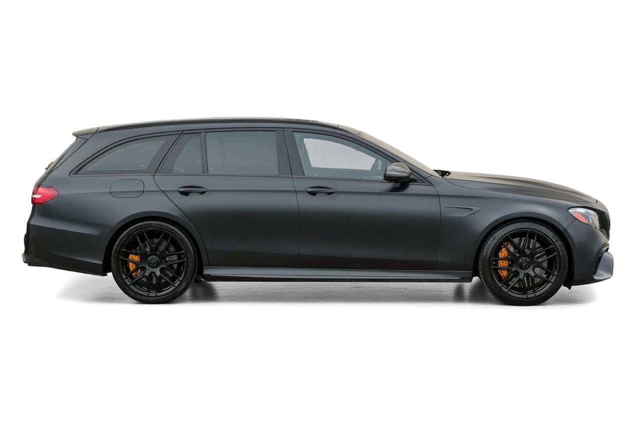 Mercedes-Benz E 63 AMG Vehicle Main Gallery Image 08