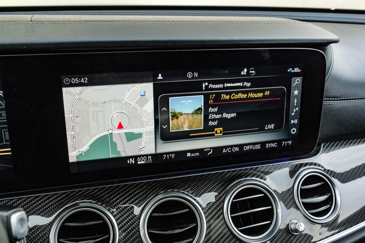 Mercedes-Benz E 63 AMG Vehicle Main Gallery Image 37