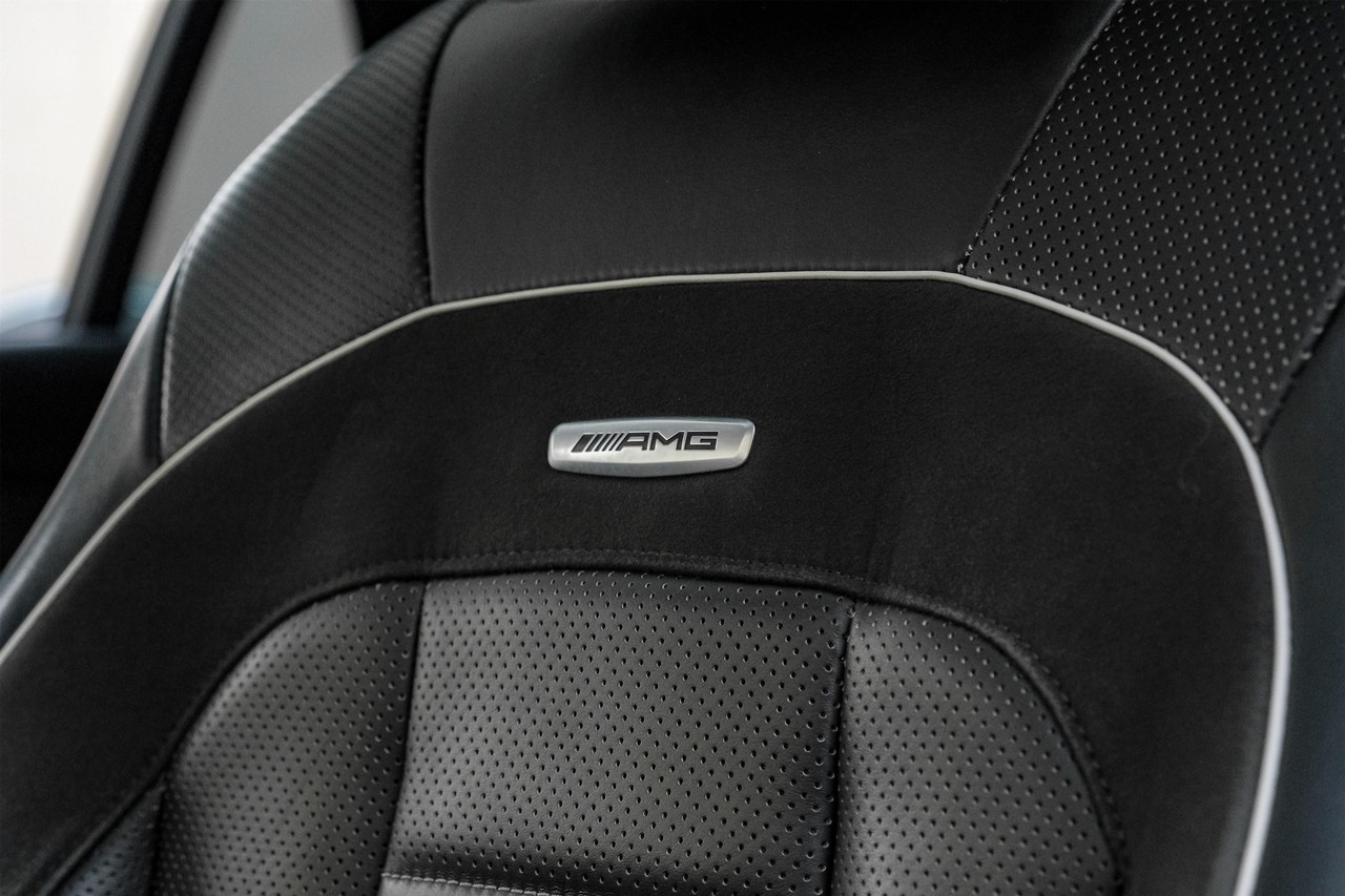 Mercedes-Benz E 63 AMG Vehicle Main Gallery Image 42