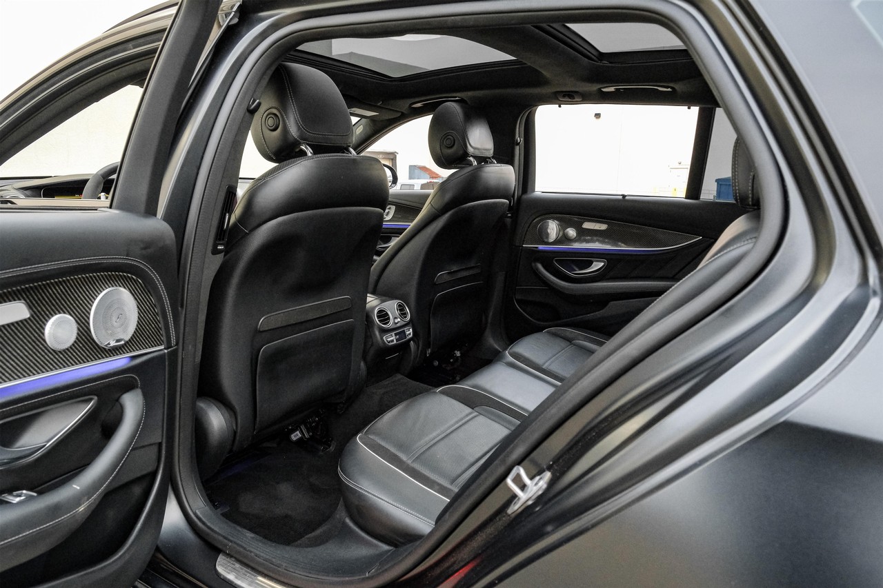 Mercedes-Benz E 63 AMG Vehicle Main Gallery Image 48