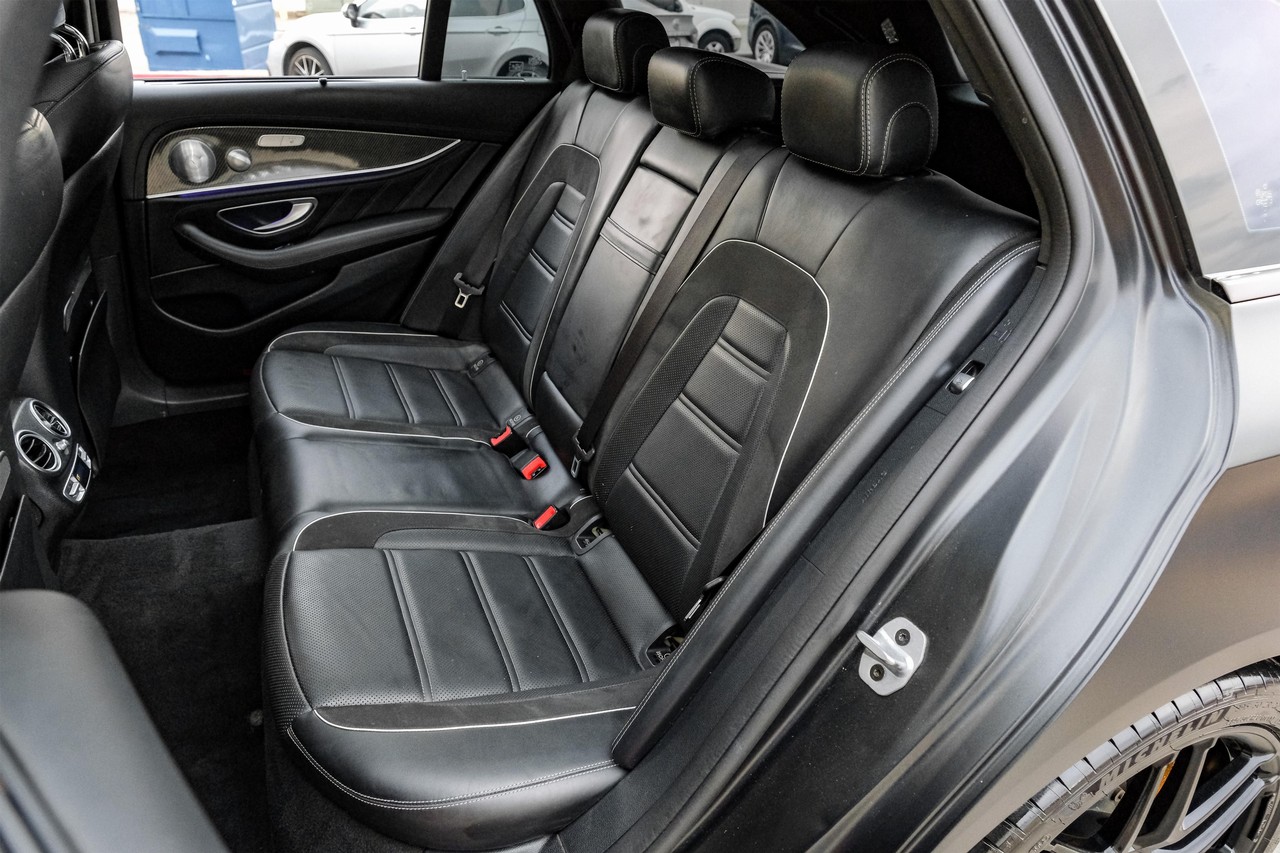 Mercedes-Benz E 63 AMG Vehicle Main Gallery Image 49