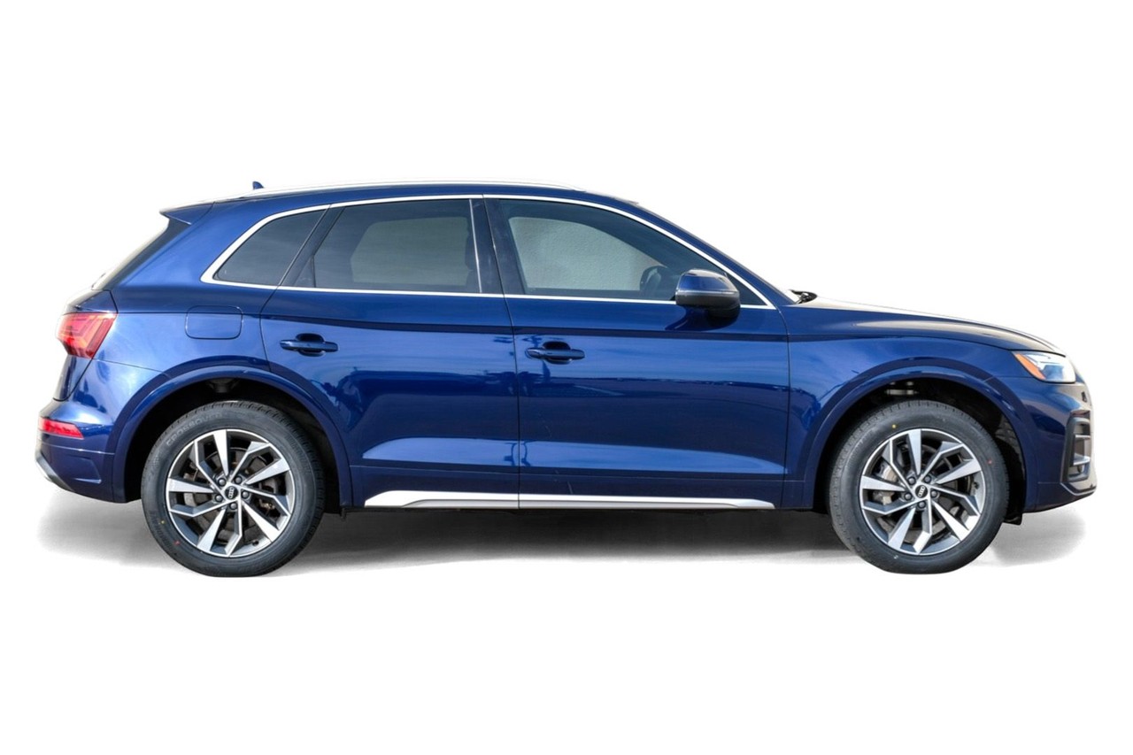 Audi Q5 Vehicle Main Gallery Image 08