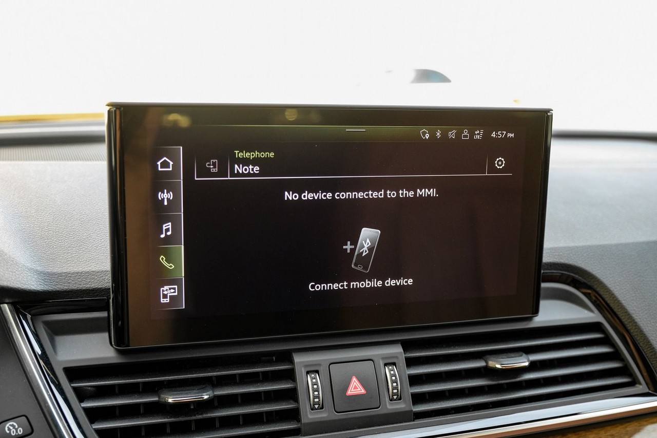 Audi Q5 Vehicle Main Gallery Image 31