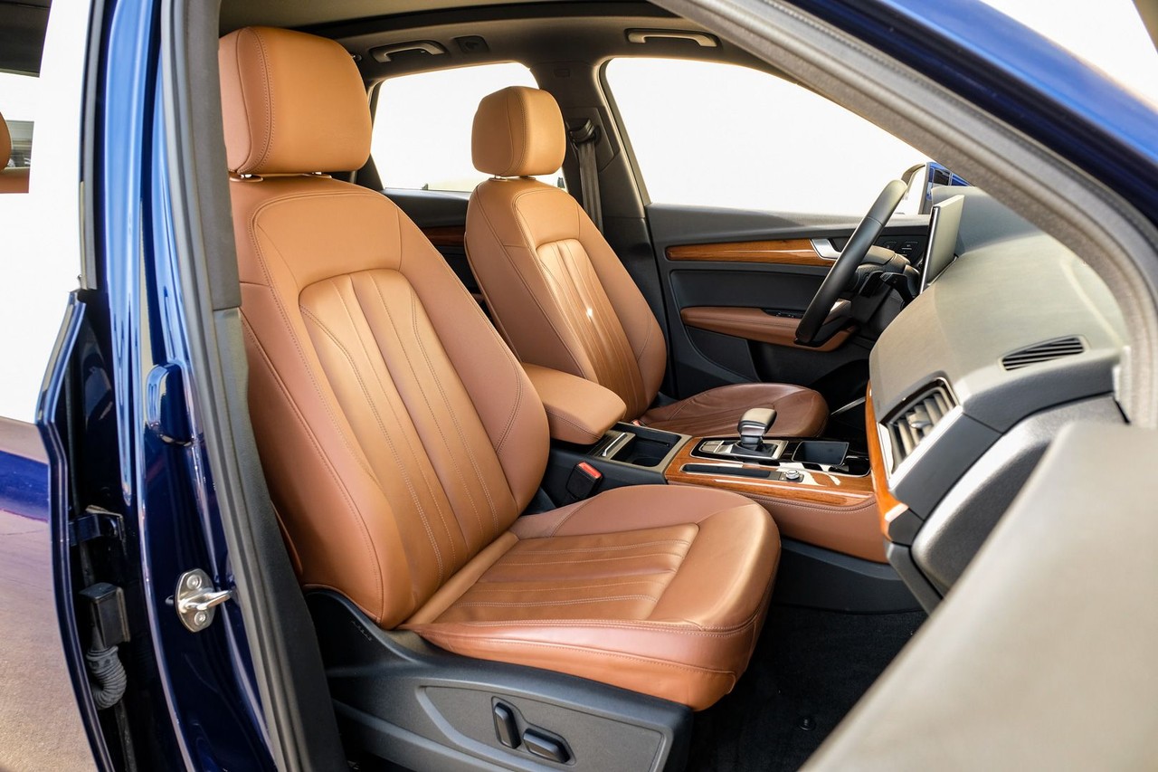 Audi Q5 Vehicle Main Gallery Image 34