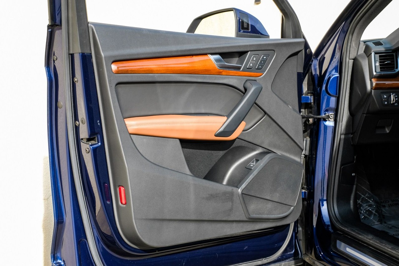 Audi Q5 Vehicle Main Gallery Image 41