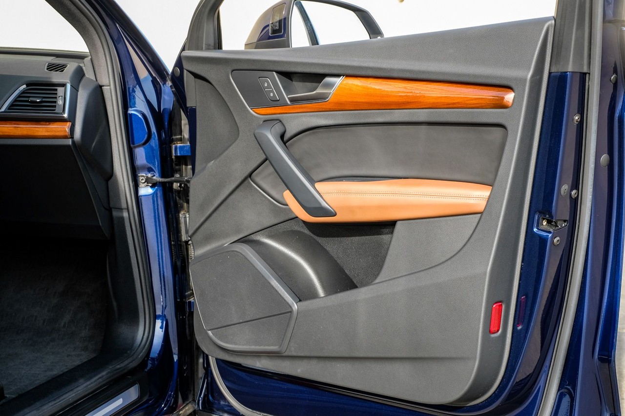 Audi Q5 Vehicle Main Gallery Image 43