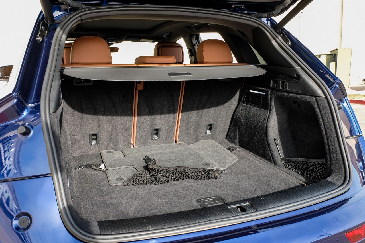 Audi Q5 Vehicle Main Gallery Image 49