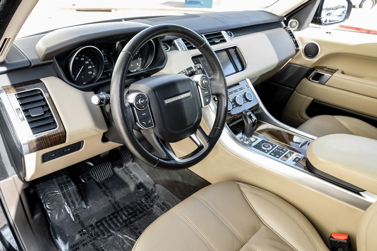 Land Rover Range Rover Sport Vehicle Main Gallery Image 03