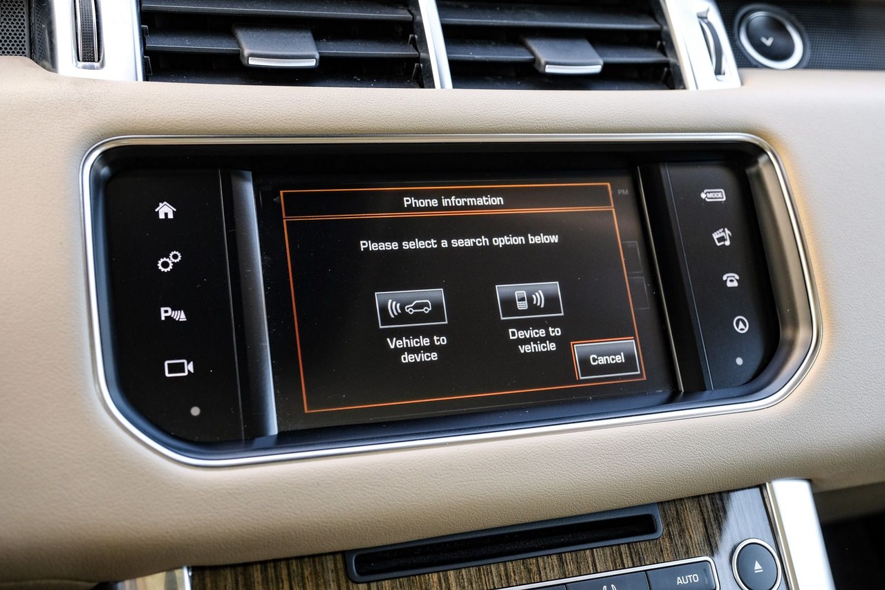 Land Rover Range Rover Sport Vehicle Main Gallery Image 29