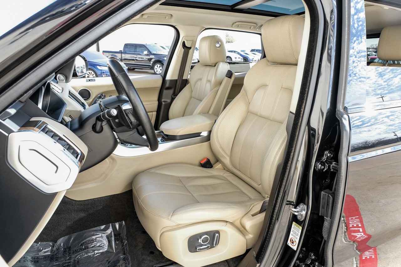 Land Rover Range Rover Sport Vehicle Main Gallery Image 31