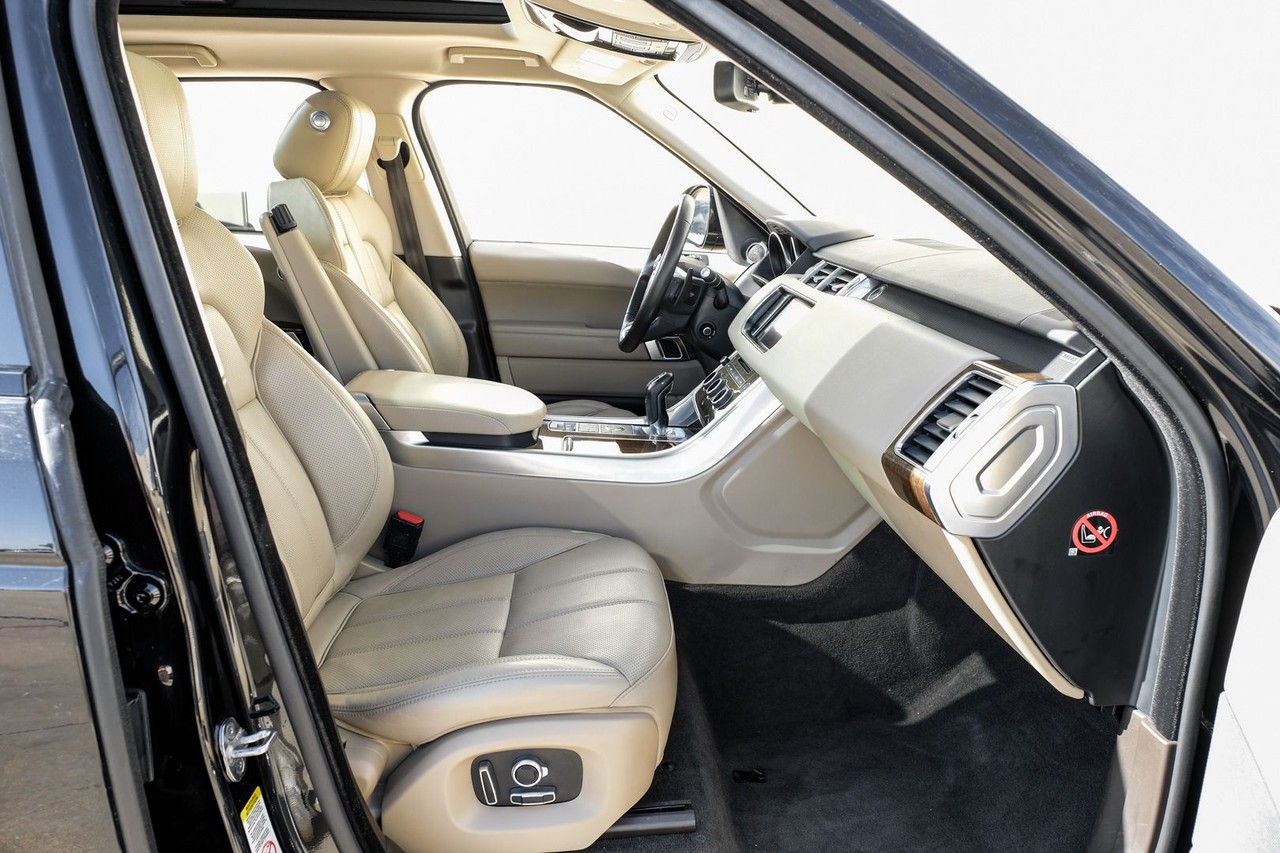 Land Rover Range Rover Sport Vehicle Main Gallery Image 33
