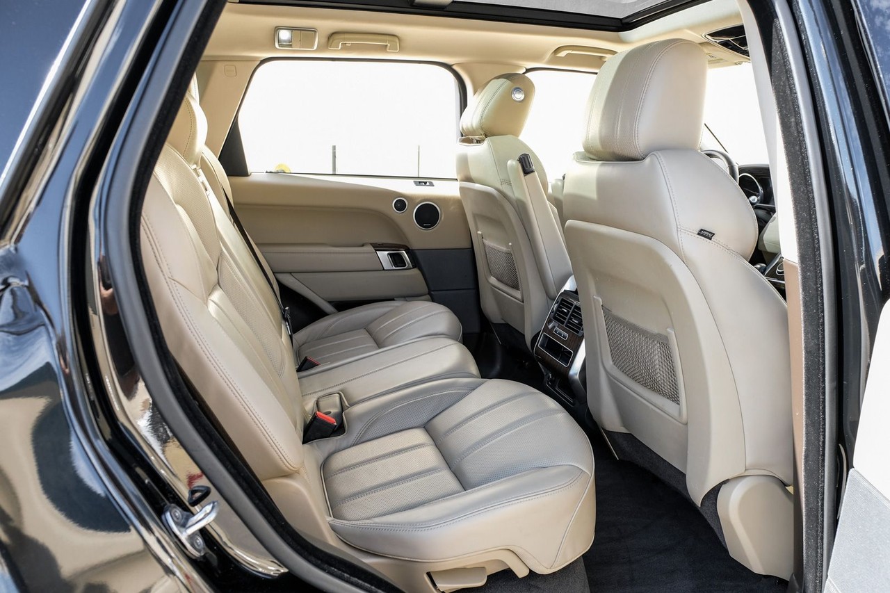 Land Rover Range Rover Sport Vehicle Main Gallery Image 35