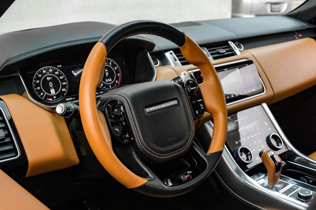 Land Rover Range Rover Sport Vehicle Main Gallery Image 16