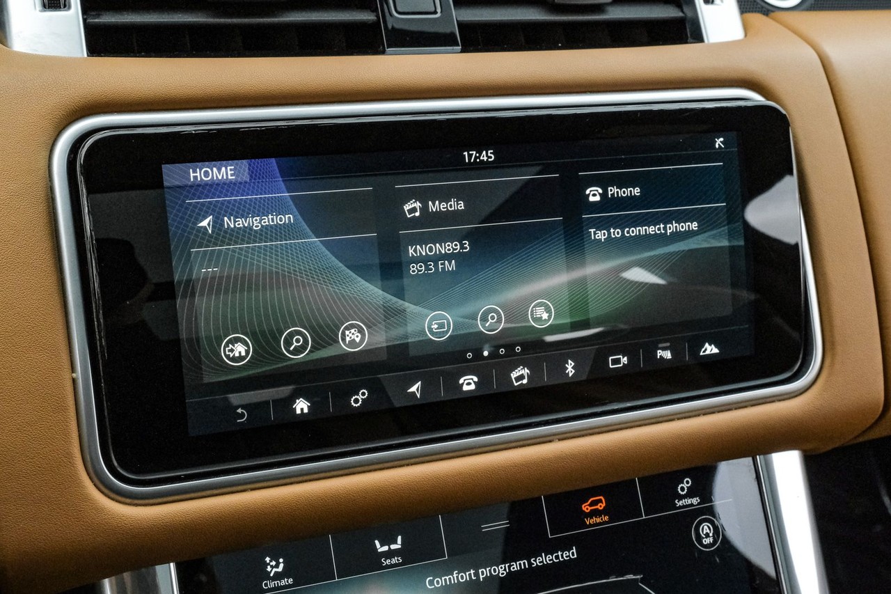 Land Rover Range Rover Sport Vehicle Main Gallery Image 39