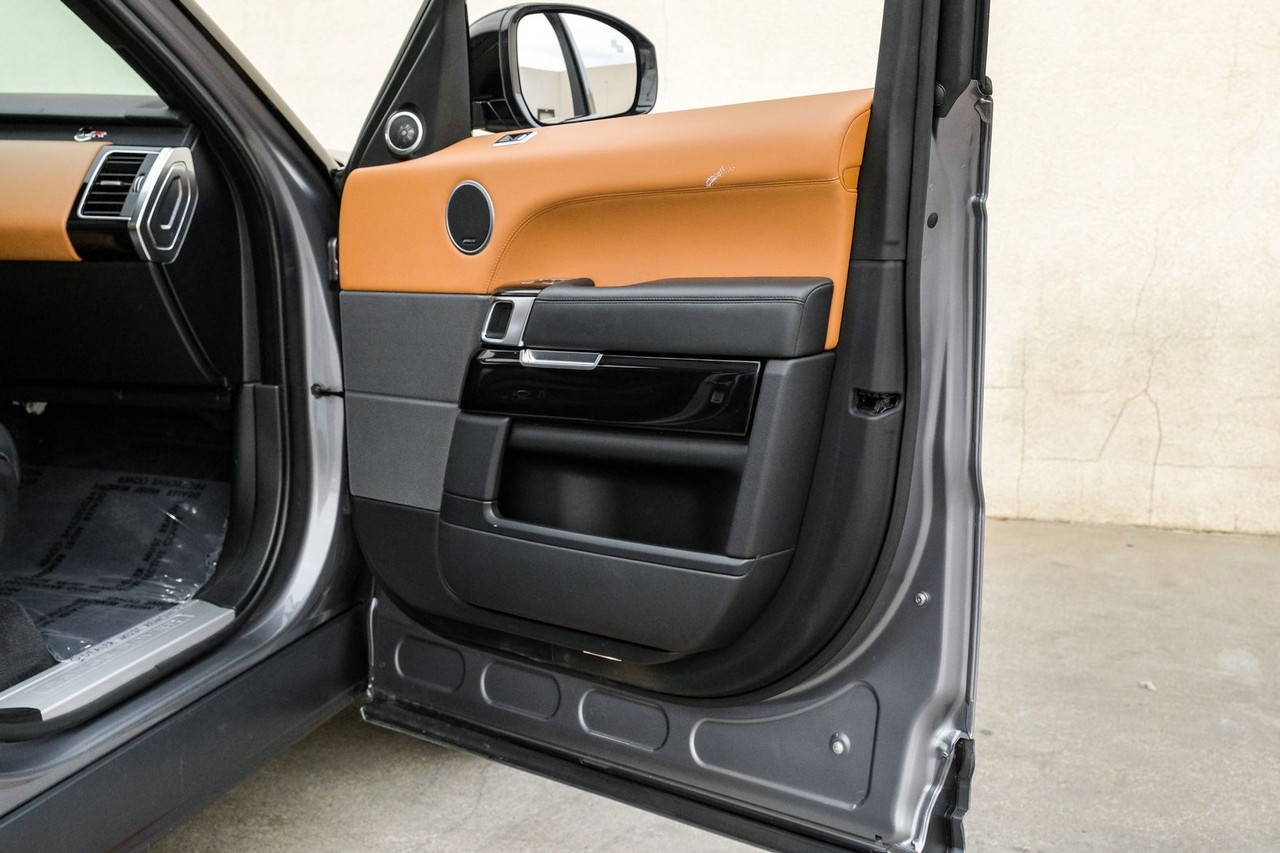 Land Rover Range Rover Sport Vehicle Main Gallery Image 59