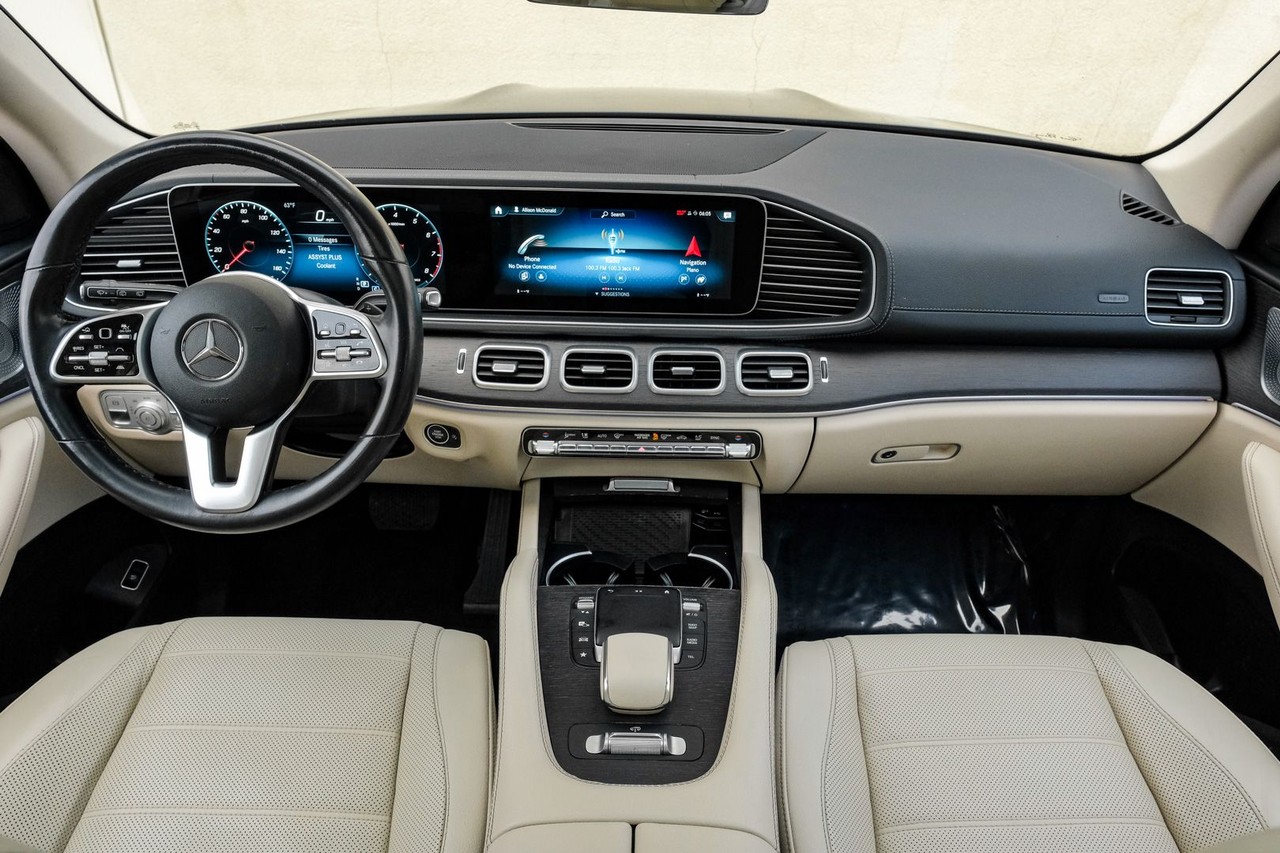 Mercedes-Benz GLS 450 Vehicle Main Gallery Image 13
