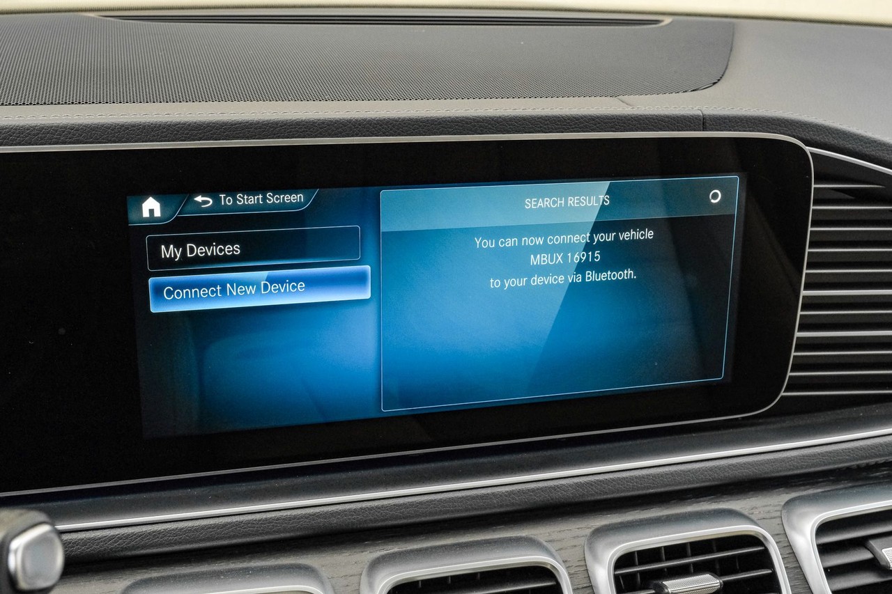 Mercedes-Benz GLS 450 Vehicle Main Gallery Image 32