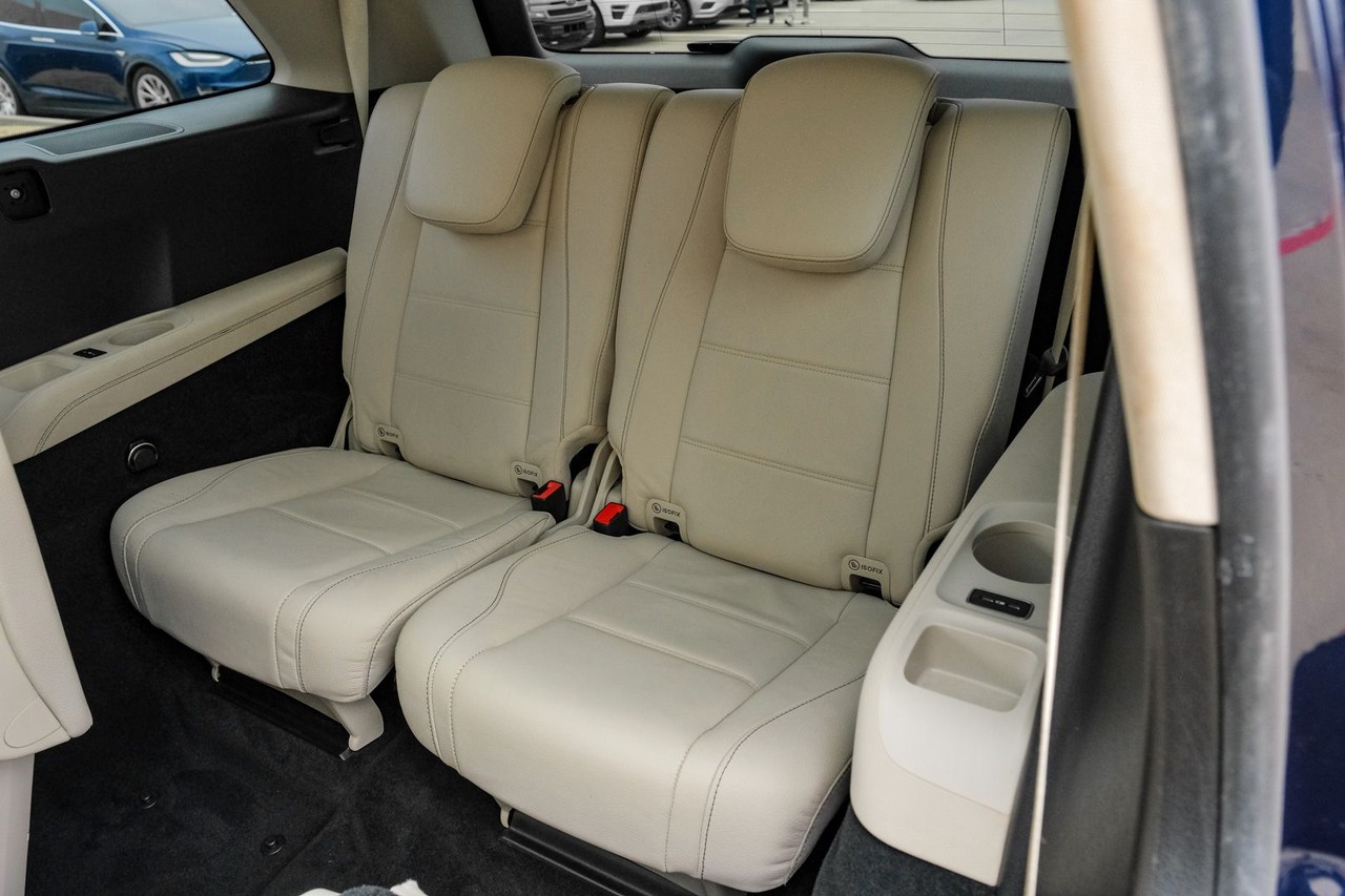 Mercedes-Benz GLS 450 Vehicle Main Gallery Image 44