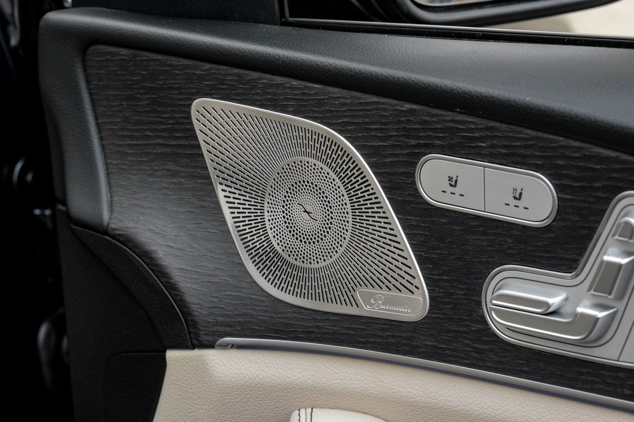 Mercedes-Benz GLS 450 Vehicle Main Gallery Image 51