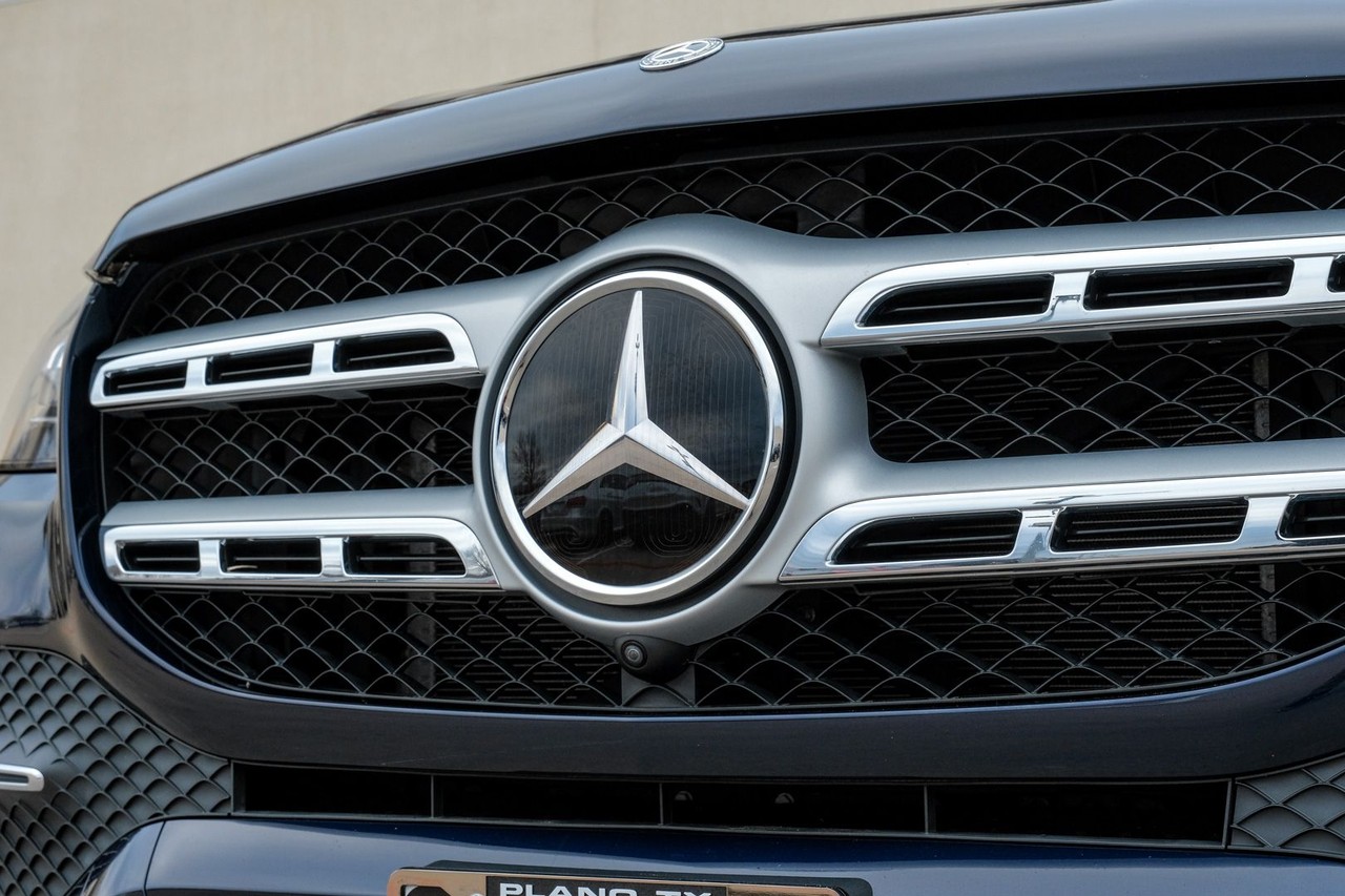 Mercedes-Benz GLS 450 Vehicle Main Gallery Image 60