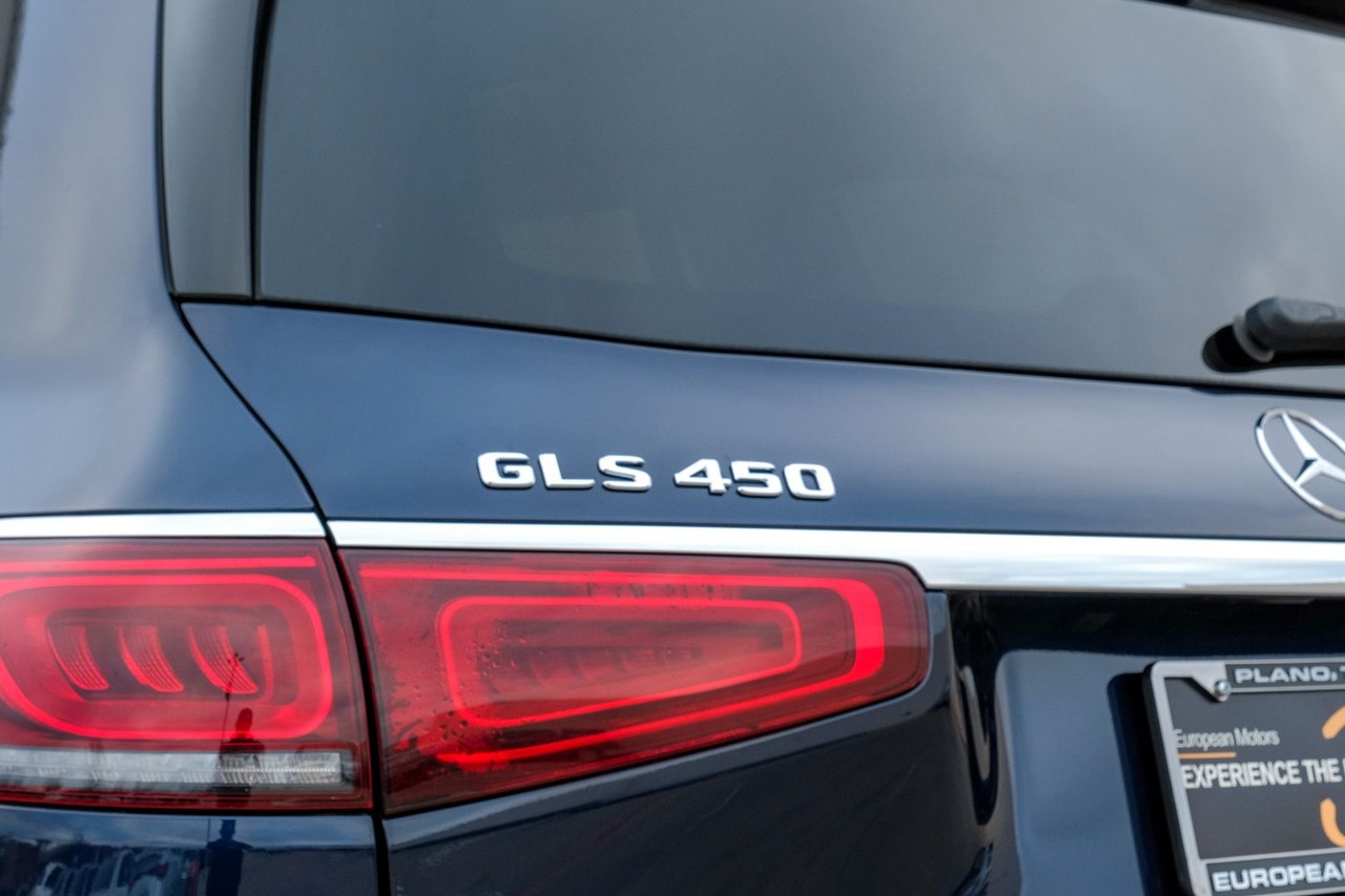 Mercedes-Benz GLS 450 Vehicle Main Gallery Image 61