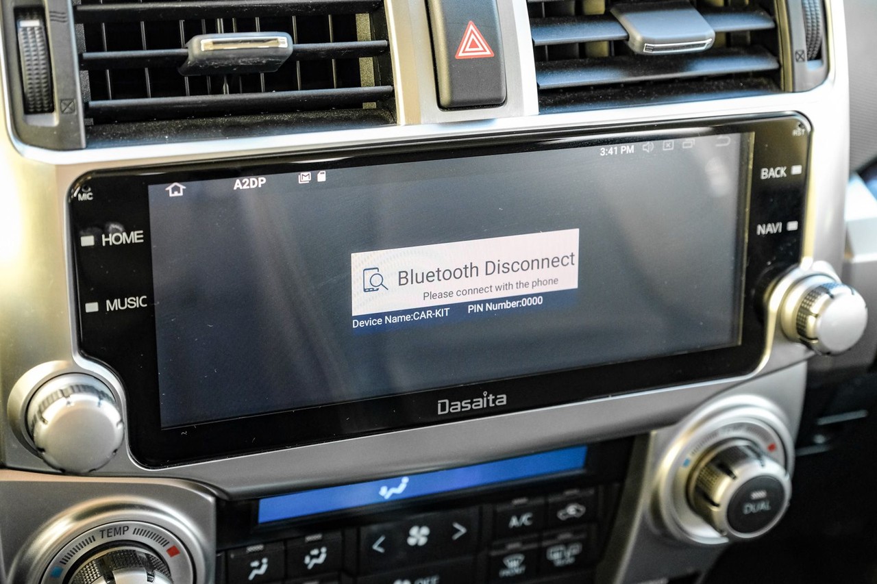 Toyota 4Runner Vehicle Main Gallery Image 31