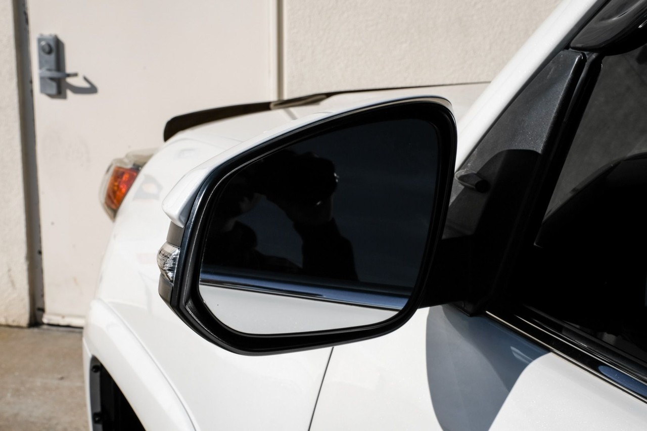 Toyota 4Runner Vehicle Main Gallery Image 41