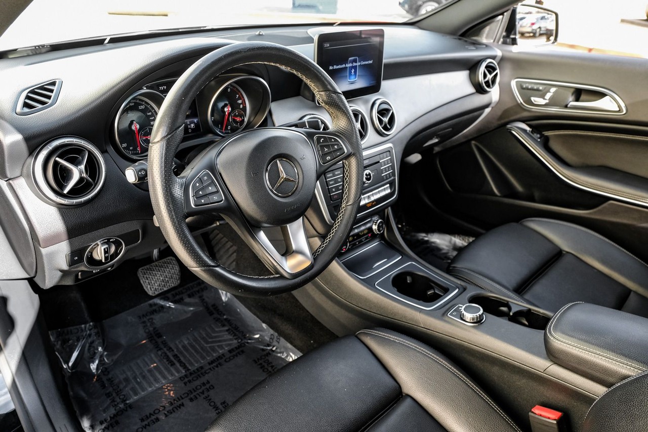 Mercedes-Benz CLA Vehicle Main Gallery Image 03
