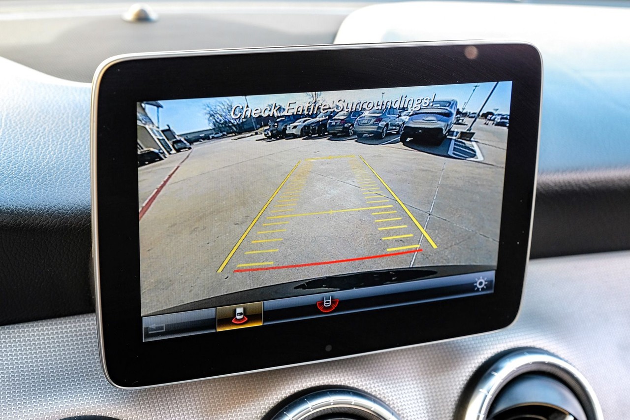 Mercedes-Benz CLA Vehicle Main Gallery Image 22