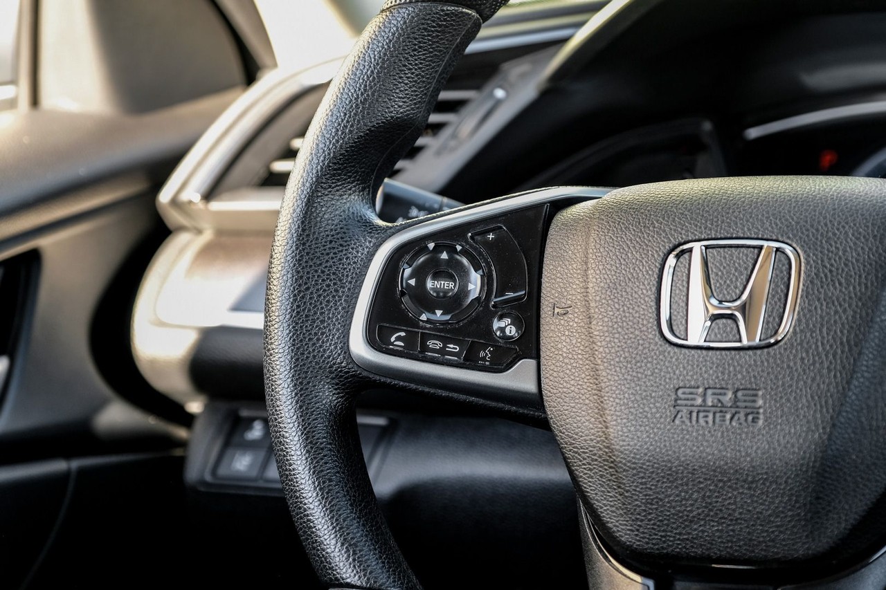 Honda Civic Sedan Vehicle Main Gallery Image 16