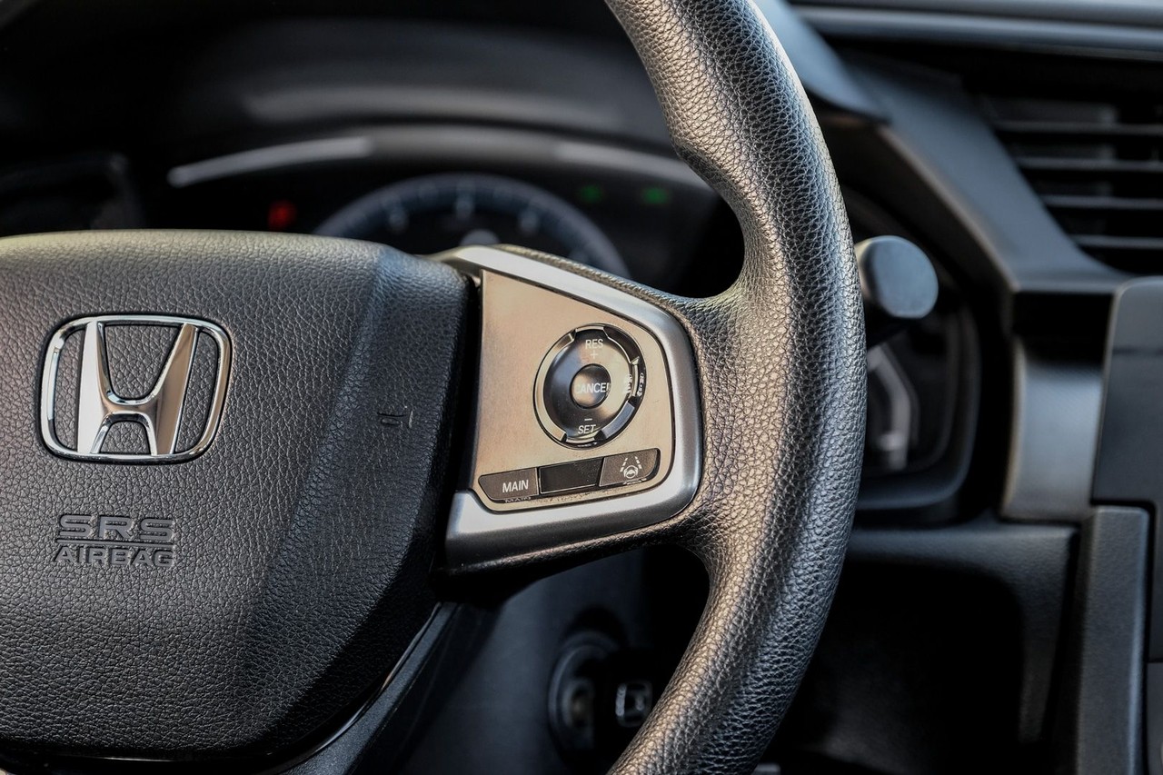 Honda Civic Sedan Vehicle Main Gallery Image 17