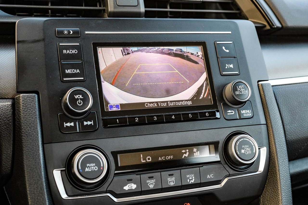 Honda Civic Sedan Vehicle Main Gallery Image 20